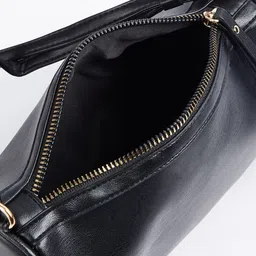 max PU Structured Handheld Bag with Tasselled image 5
