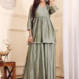 KSUT Women Green Pure Silk Kurta Sets-image-99
