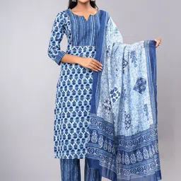 Vnyashri Women Floral Printed Cotton Kurta with Trousers & Dupatta-picture-25