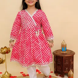 Aj DEZInES Girls Leheriya Printed Regular Gotta Patti Pure Cotton Kurta with Trousers-image-56