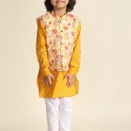 LIL PITAARA Boys Paisley Printed Pure Cotton Kurta with Pyjamas-image-93