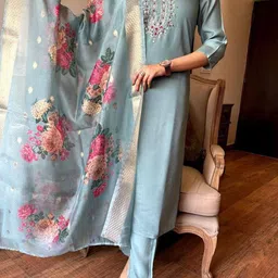 KOTRONS Floral Yoke Design Sequinned Chanderi Silk Kurta With Trousers & Dupatta-0