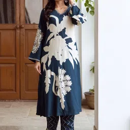 AUTUMN LANE Women Floral Printed Regular Pure Cotton Kurta with Palazzos-picture-48