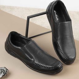 DAVINCHI Men Textured Leather Slip-On Sneakers-image-15