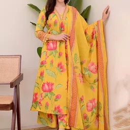 Heavenly Attire Floral Printed Regular Beads and Stones Kurta with Palazzos & Dupatta-picture-20