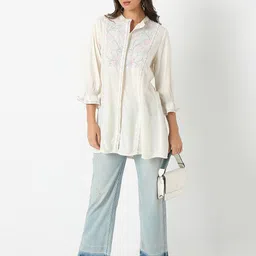 Ethnicity Floral Yoke Design Puffed Sleeves Thread Work A-Line Kurta-image-19