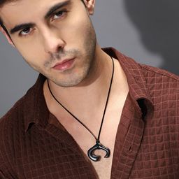 French Accent Circular The Dallas Pendant With Chain-image-96