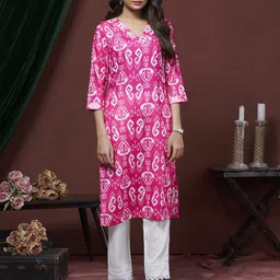 GRIOPY Women Floral Printed Festive Cotton Straight Kurta-50