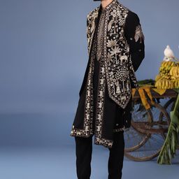 KALPRAAG Men Floral Embroidered Regular Sequinned Kurta with Trousers & With Dupatta image 3