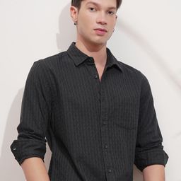 HIGHLANDER Striped Spread Collar Cotton Shirt-image-71