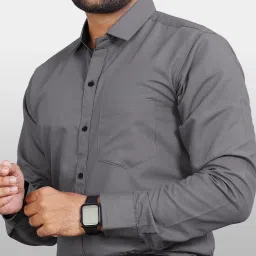 Men Regular Fit Solid Button Down Collar Formal Shirt-image-59