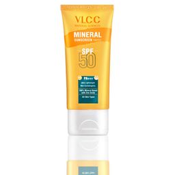 VLCC Mineral Sunscreen Tinted,  50 g  SPF 50 PA+++ Ultra Lightweight -image-69