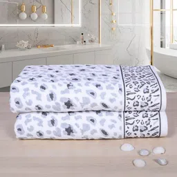 RANGOLI Grey Set Of 2 Leopard Print Pure Cotton Bath Towels image 4