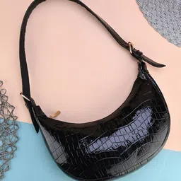 DRASTR Animal Textured Oversized Half Moon Hobo Bag with Tasselled-30