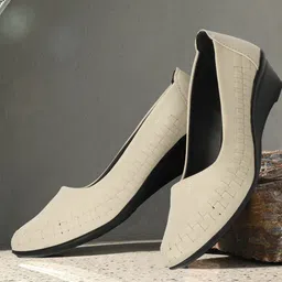 FASHIMO Textured Wedge Pumps-44