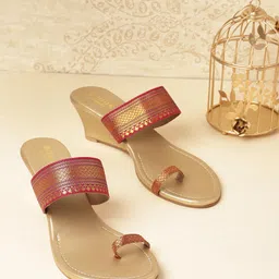 Anouk Women Pink & Gold-Toned Woven Design Heels-34