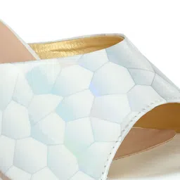 CLOG LONDON White & Blue Printed Block Heels image 3
