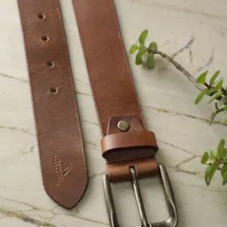 Alvaro Castagnino Men Textured Leather Belt-image-3