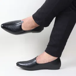 Laser Cut Design Ethnic Slip On Wedding Juttis and Mojaris For Men-image-92