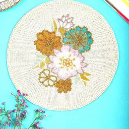 YWULY White & Green Beaded Floral Table Placemats-53