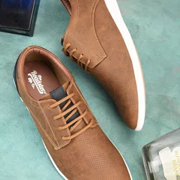 Roadster Men Tan Brown & White Lightweight Comfort Insole Contrast Sole Sneakers-image-73