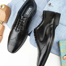 HERE&NOW Men Black Textured Formal Brogues-image-57