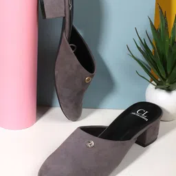 Carlton London Round Toe Block Heeled Pumps-45