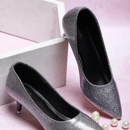 SHUZ TOUCH Embellished Pointed Toe Kitten Pumps-51