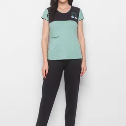 AV2 Women Green & Black Checked Pure Cotton Night Suit-image-10