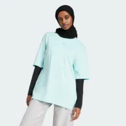 Essentials Boyfriend Tee-image-96