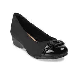 DAVINCHI Buckled Round Toe Wedge Heel Pumps-image-86