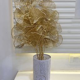 ARTSY Gold-Toned 4 Pieces Stick Artificial Flower-4