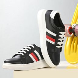Roadster The Lifestyle Co. Men Striped Lightweight Sneakers-58