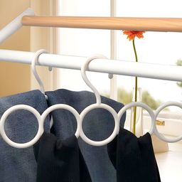 Queue White Single Line Ring Hanger image 4