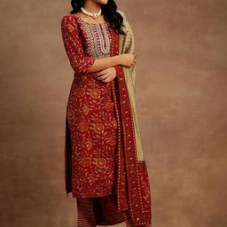 Libas Floral Printed Regular Sequinned Kurta & Trousers With Dupatta image 4