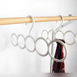 Queue White Single Line Ring Hanger image 2