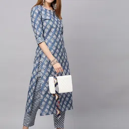 GoSriKi Women Blue Printed Straight Kurta with Trousers-39