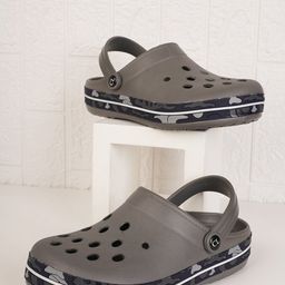 Carlton London Men Textured Rubber Clogs-58