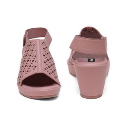 Sherrif Shoes Textured Open Toe Backstrap Block Heels image 3
