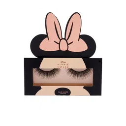 Makeup Revolution London Disney's Minnie Mouse Wink Wink Wispy Lashes-32