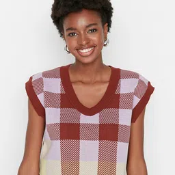 Trendyol Women Maroon & Purple Checked Sweater Vest-image-47