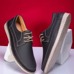 San Frissco Men Lightweight Sneakers-image-96