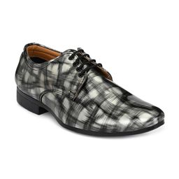 RL Rocklin Men Men Black & Off-White Printed Formal Derbys-image-53
