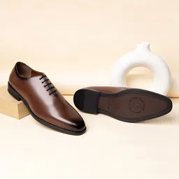 LOUIS STITCH Men's Leatherette Patina Finish Wholecut Derby Shoes-picture-30