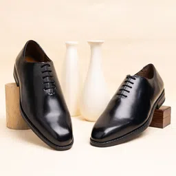 LOUIS STITCH Men's Leatherette Patina Finish Wholecut Derby Shoes-picture-16