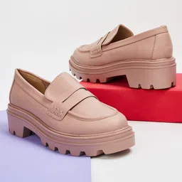 CODE by Lifestyle Round Toe Platform Heel Loafers-39