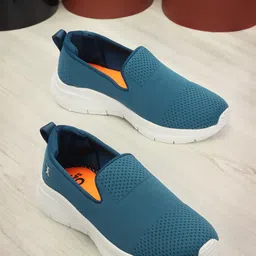 Carlton London sports Women Textured Lightweight Slip-On Sneakers-image-96