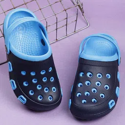 PASSION PETALS Kids Colourblocked Water Repellent Upper Clogs-36