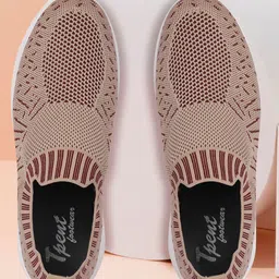 TPENT Women Textured Lightweight Slip-On Sneakers-image-89