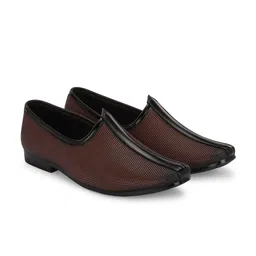 Vellinto Men Horsebit Textured Lightweight Mojaris-14